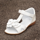Kožené elegantné sandálky RenBut / biele
