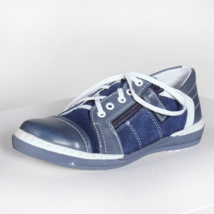 http://www.triprasiatka.sk/1315-2168-thickbox/pekne-celokozene-topanky-33-4292.jpg